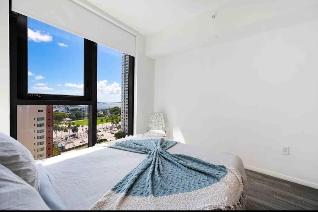 Gorgeous 2Br/2Bth In The Heart Of Miami Apartment Exterior photo